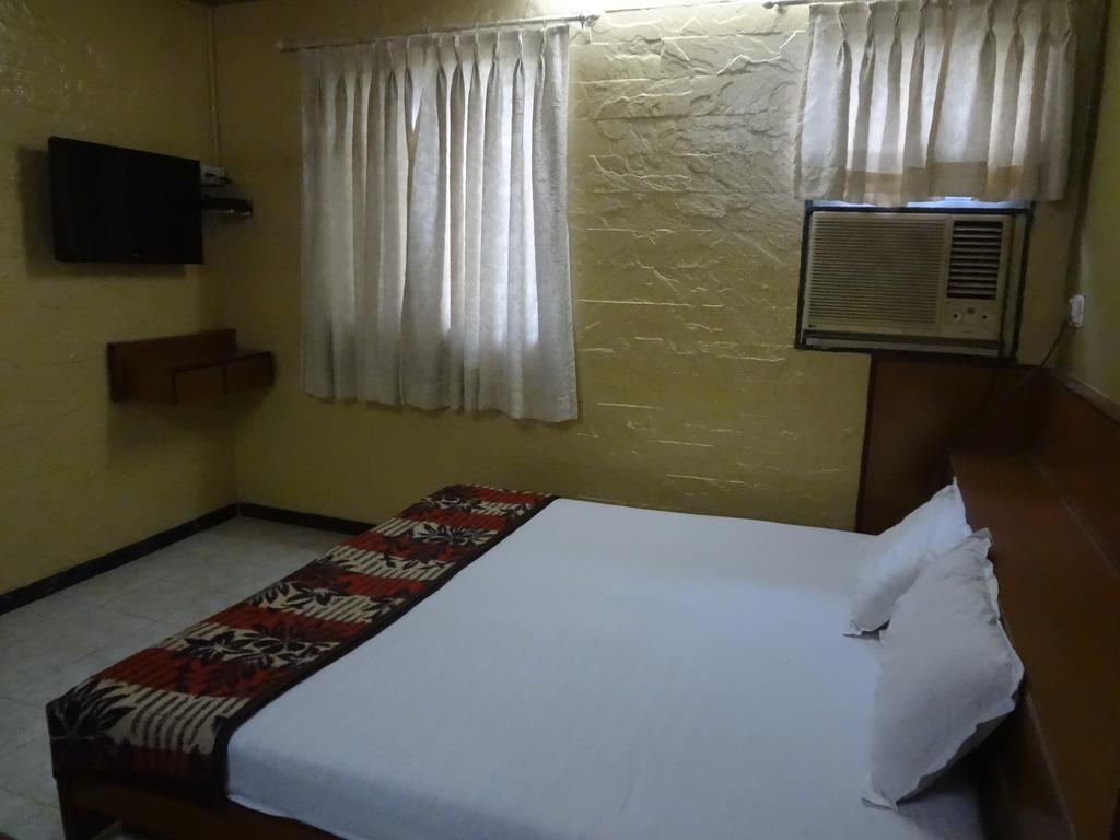 Hotel Happy Home Bombaim Exterior foto