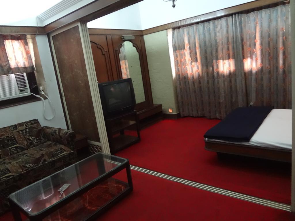 Hotel Happy Home Bombaim Exterior foto
