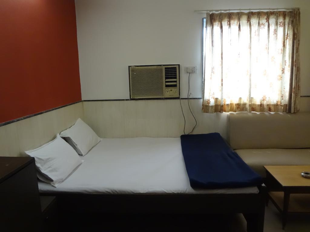 Hotel Happy Home Bombaim Exterior foto