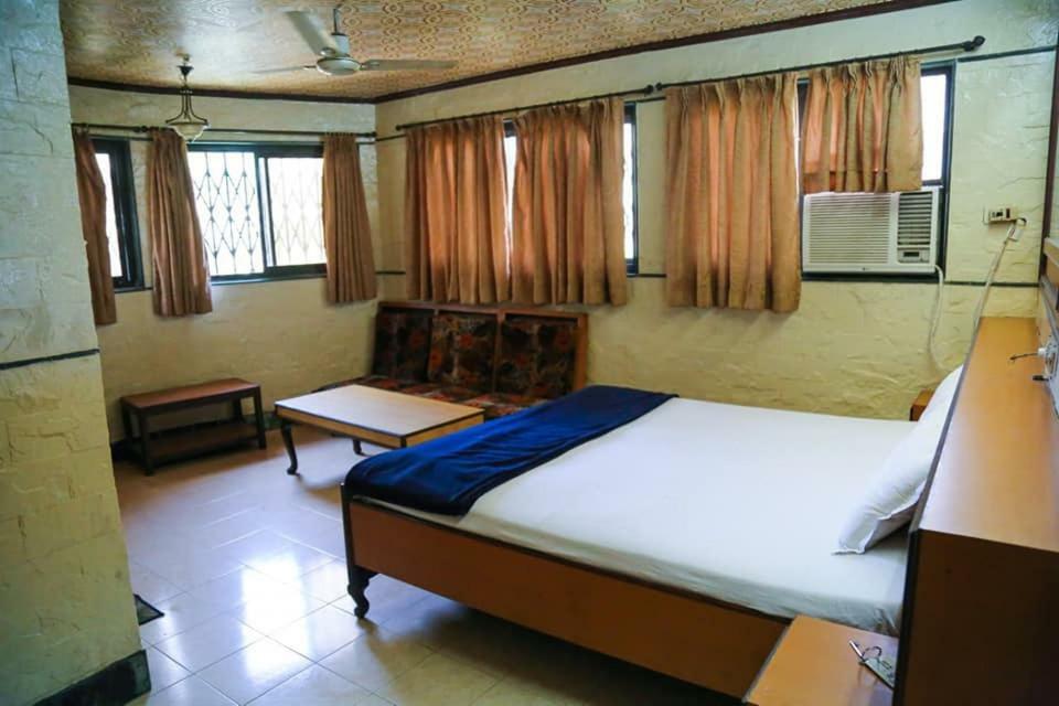 Hotel Happy Home Bombaim Exterior foto
