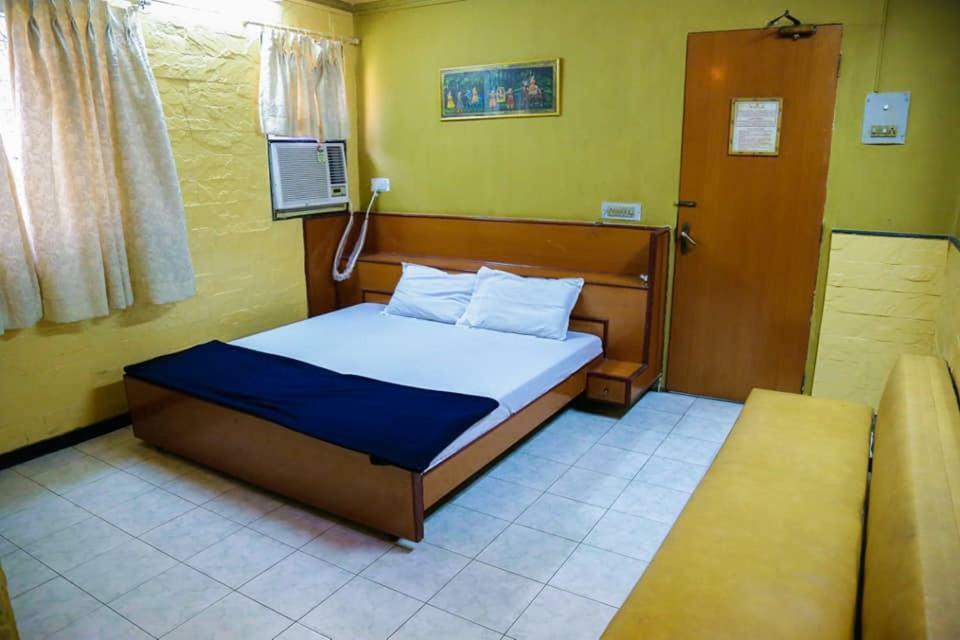 Hotel Happy Home Bombaim Exterior foto