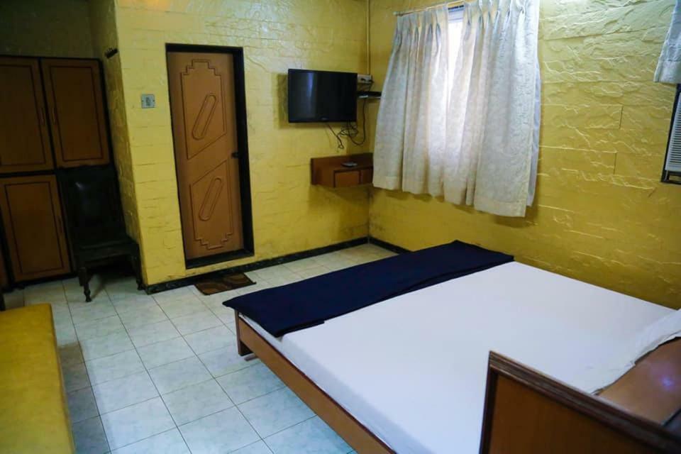 Hotel Happy Home Bombaim Exterior foto